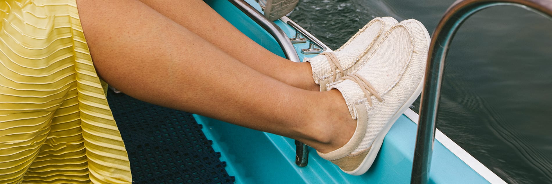 Sanuk, Shoes, Sanuk Peach Sailaway Laceup Boat Shoe Women