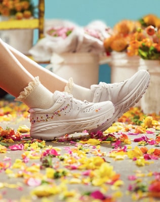 HOKA ONE ONE® Vibrant Bloom Bondi L for | HOKA ONE ONE®