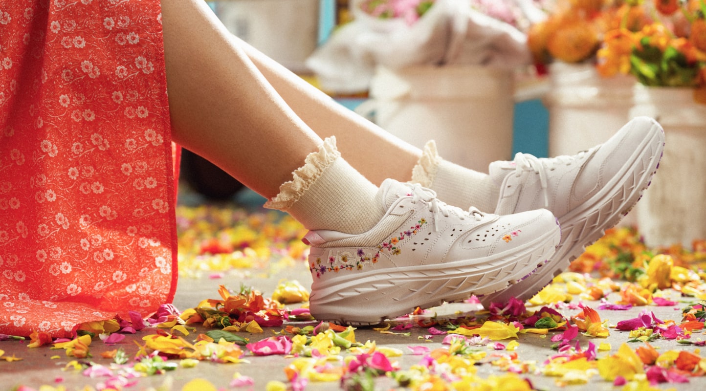 HOKA ONE ONE® Vibrant Bloom Bondi L for | HOKA ONE ONE®