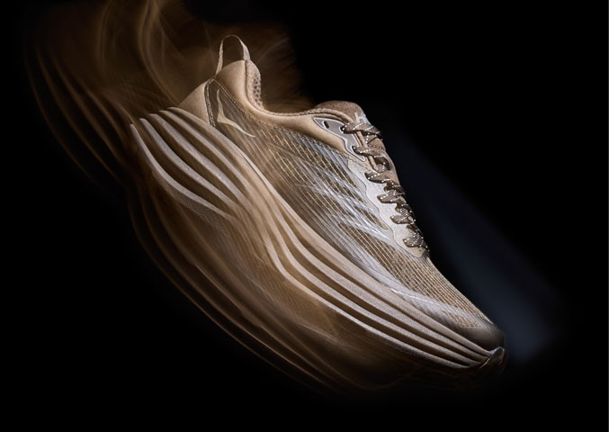 靴 HOKA STEALTH/TECH BONDI 8 CAGED HOKA Stealth/Tech BONDI 8 Caged - YouTube