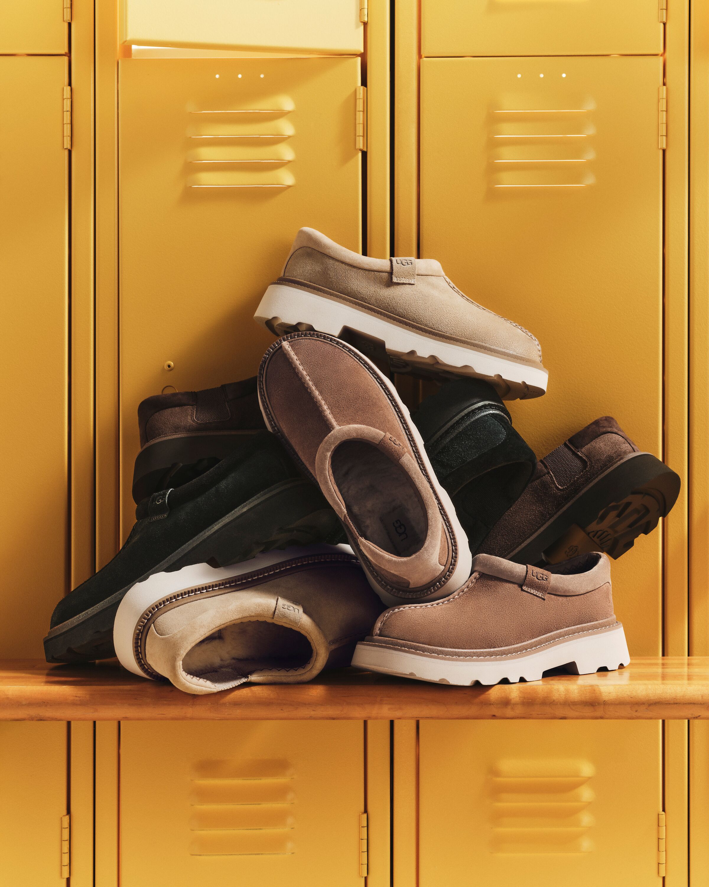 [UGG EXPRESS]* Shearling * ショートヒール ブーツ UGG Shearling Style Boots + FREE SHIPPING | Shoes | Zappos.com