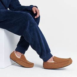 Fleece Footwear | UGG® Men's Collection 