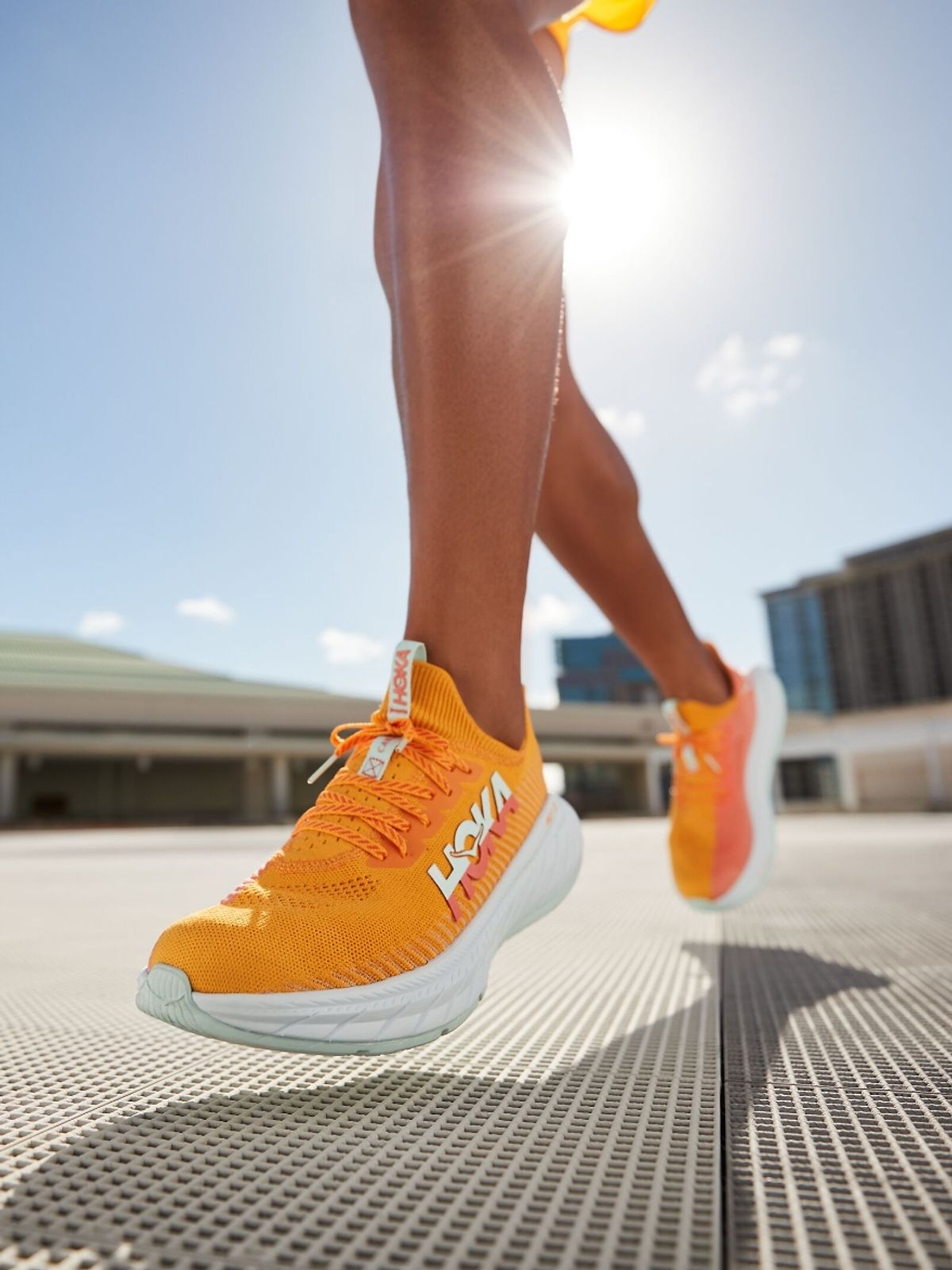 hoka bondi x carbon
