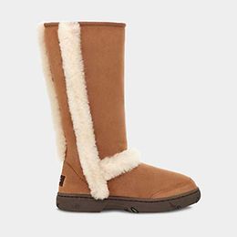 NEW LV UGGS 🤎 - Available in all - Aura Lynn Exculsives