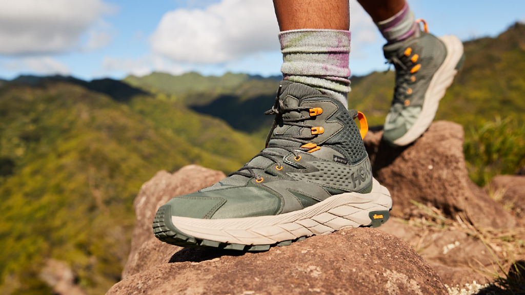 Hiking Boots vs Walking Shoes vs Trail Running Shoes HOKA®