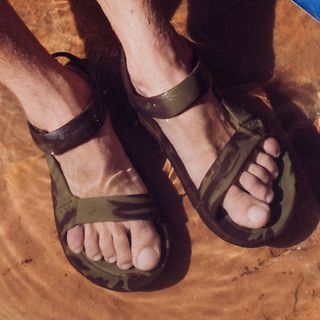 Tag et bad ifølge uøkonomisk Fashionable Active Sandals, River Shoes, Boots, & More | Teva®