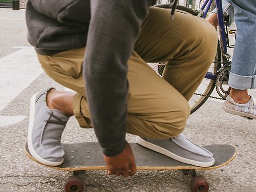 Sanuk Sidewalk Surfer Plaid Slip-on Shoe in Gray for Men
