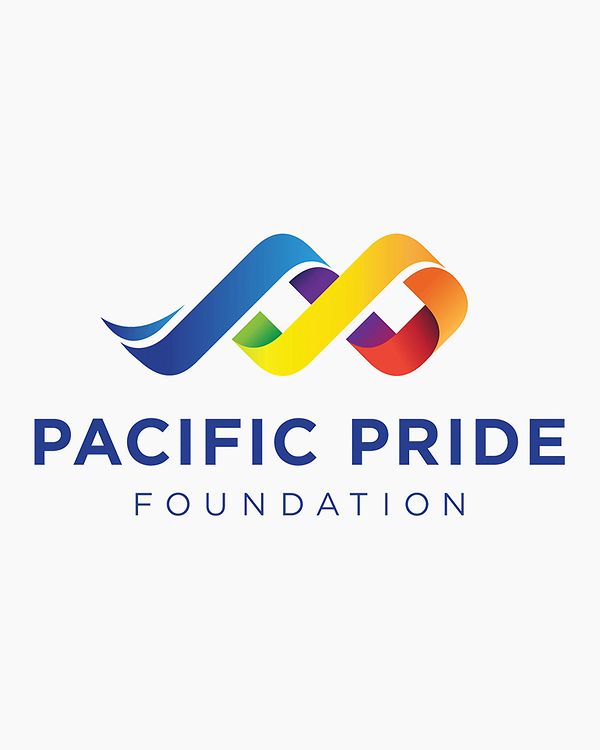 美品⭐︎ UGG W PRIDE SLIDE Rainbow Logo 厚底 美品⭐︎ UGG W PRIDE SLIDE Rainbow Logo 厚底 - メルカリ