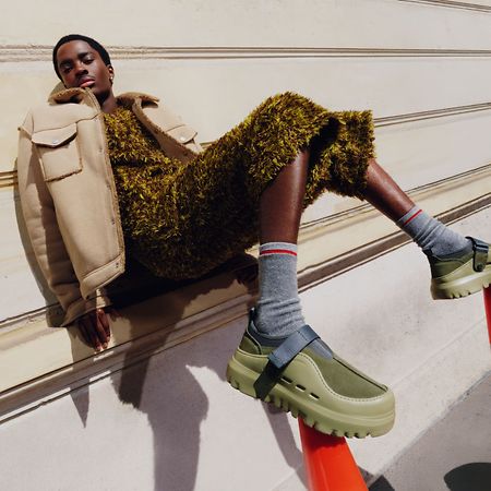 セール【UGG】メンズ★ サラッと履いて♪ シンプルで オシャレな メンズ特集｜UGG®（アグ）公式サイト