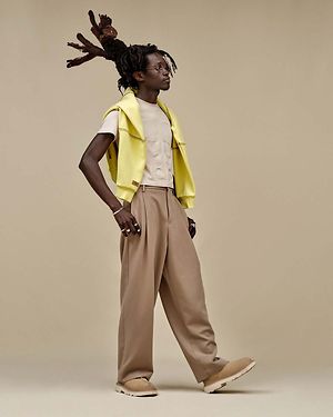 UGG 本革 ボア スタッズ ベルト 金ロゴ 茶 22cm UGG 【並行輸入】アグ ウィメンズ クラシック ミニ サイド ロゴ