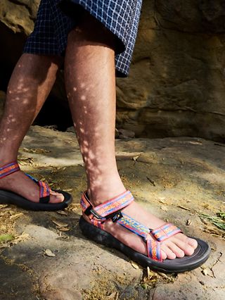 TEVA テバ ユニバーサル ハリケーン3 US9 マーブル サンダル 27cm テバ公式【 オリジナル ユニバーサル|ORIGINAL UNIVERSAL