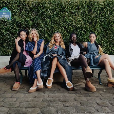 未着用品⭐︎UGG(アグ) ファー付き革手袋  Mブラック 楽天市場】ugg レディース 手袋 定番 シープスキン ロゴ ミトン