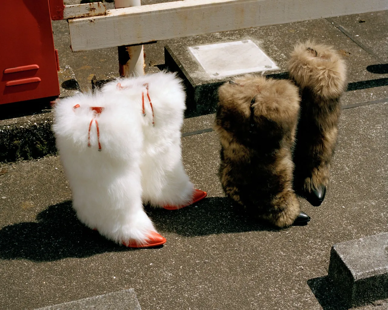 AMBUSH チェルシーブーツ UGG® UGG AMBUSH Fur Heel for Women | UGG® Spain