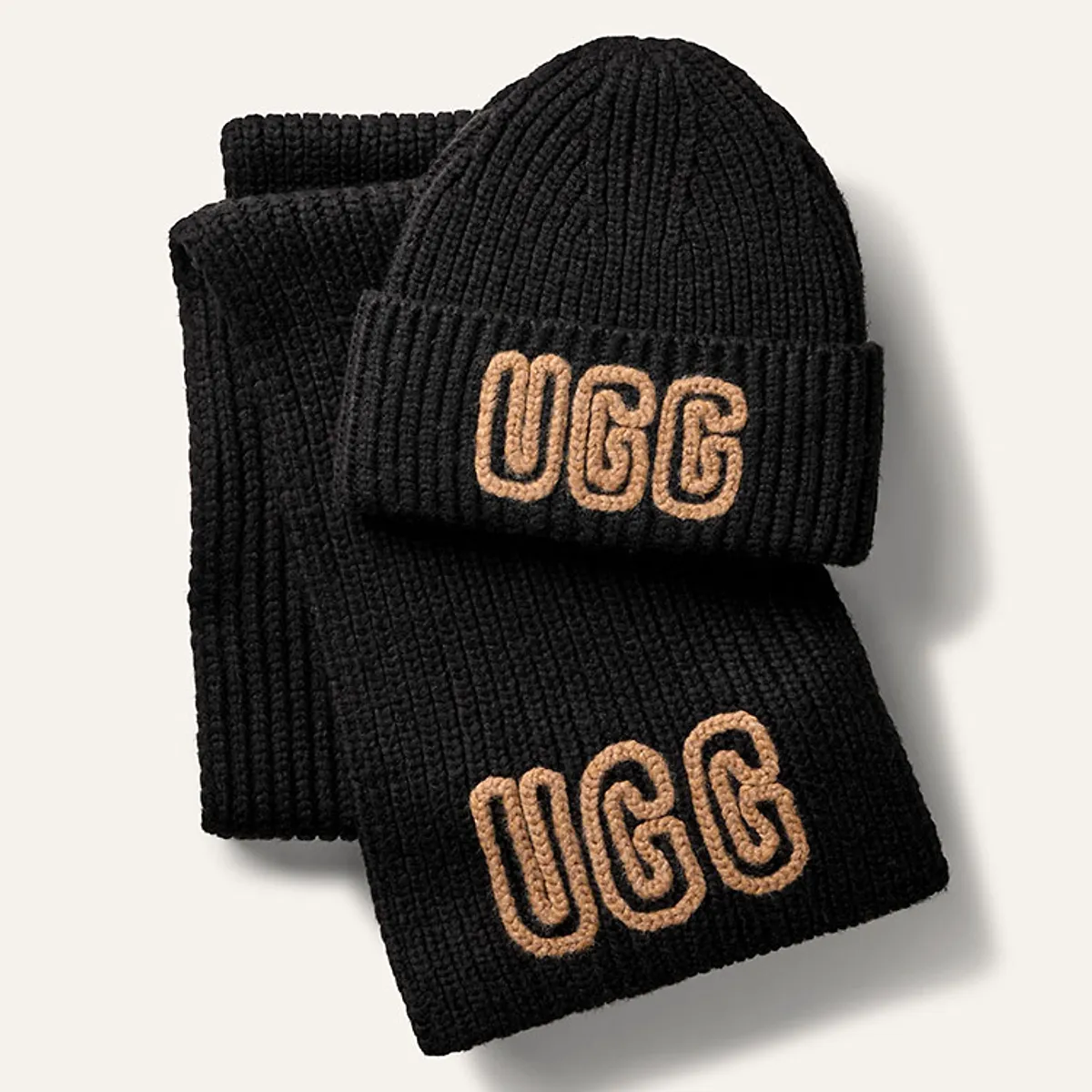 UGG ターコイズ ！❗️W OH YEAH24センチかなりの美品です❗️値下実行‼️ kana. | . UGG可愛すぎるうう🤎🤍 | Instagram
