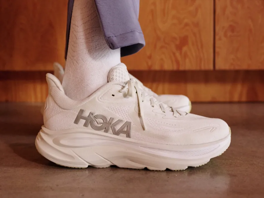 HOKA® Running Shoes for Men and Women | Official HOKA® Reunion