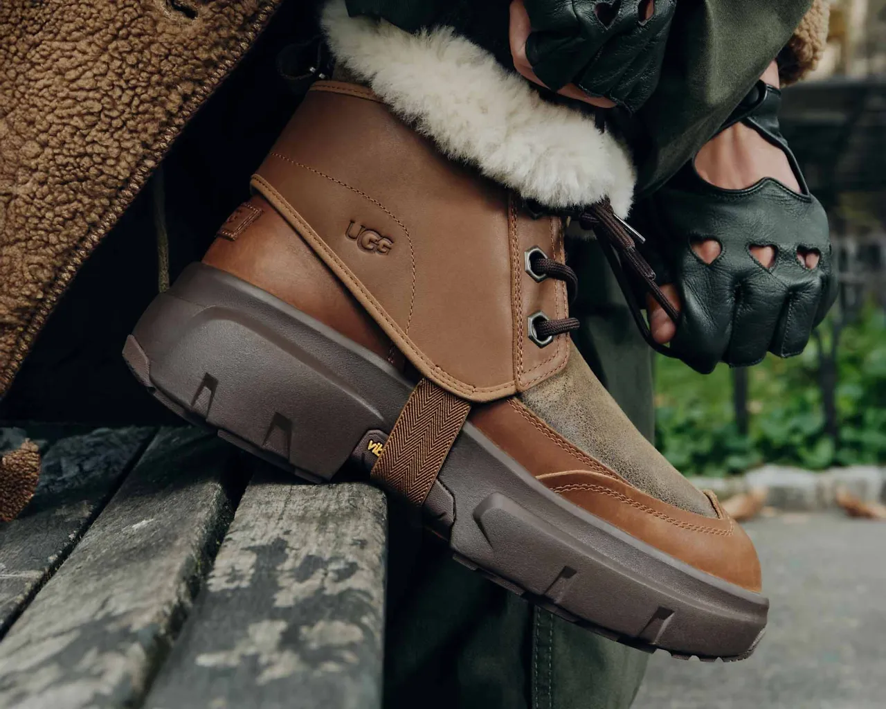 UGG® Canada Official | Boots, Slippers & Shoes | Free Shipping