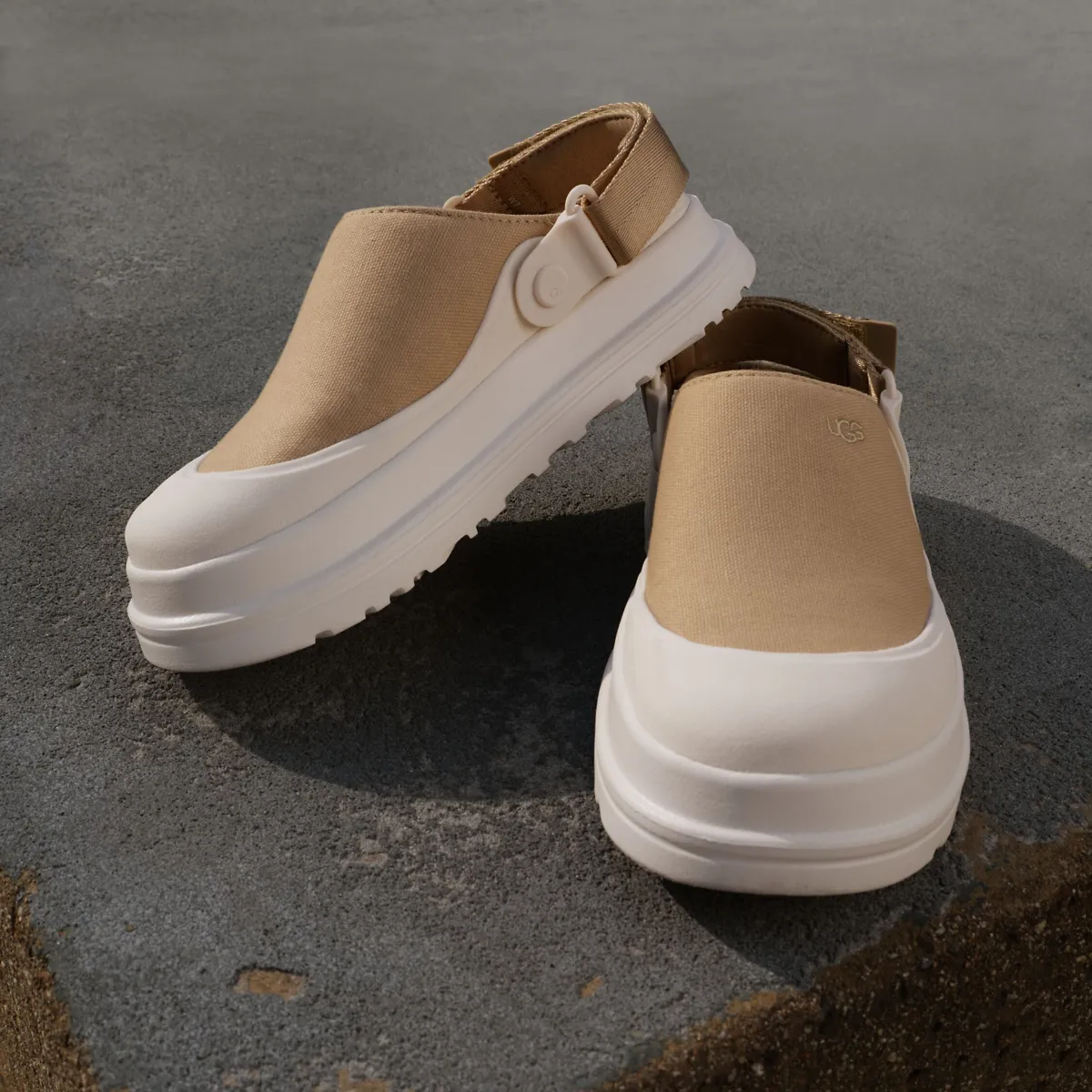 GoldenGlow Canvas Clog for Women | UGG®