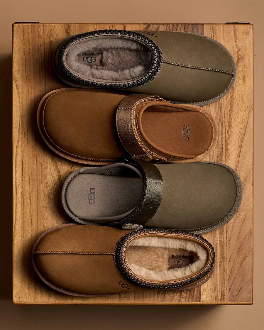 すぐ発送/miii　UGGboots 万代 泉店】 ⁡ ○UGG ○CLASSIC MINI ZIP WATERPROOF 