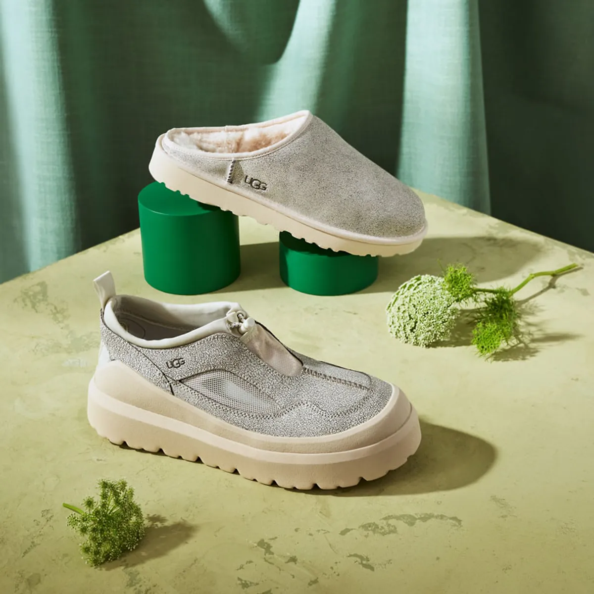 Heritage Utility Axoid Crackle Shoe for Men | UGG®