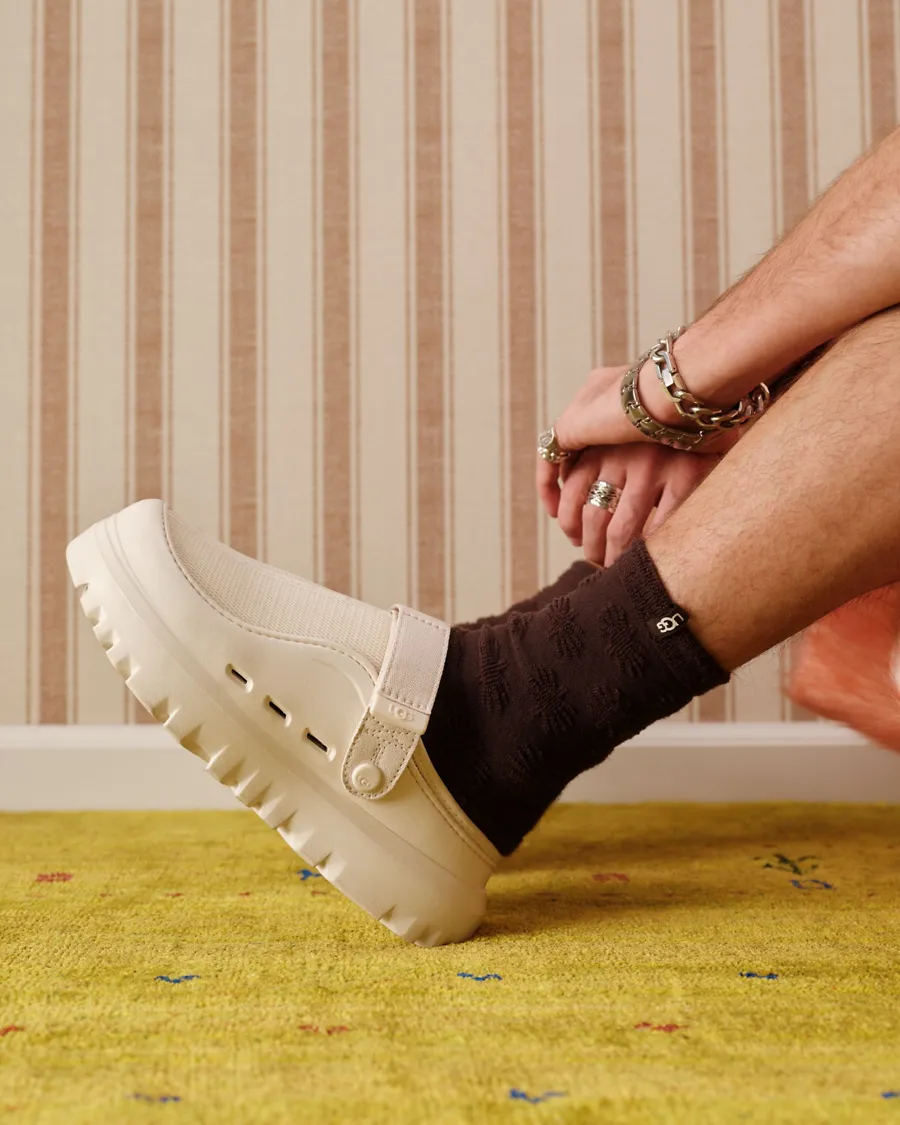 UGG® Canada Official | Boots, Slippers & Shoes | Free Shipping