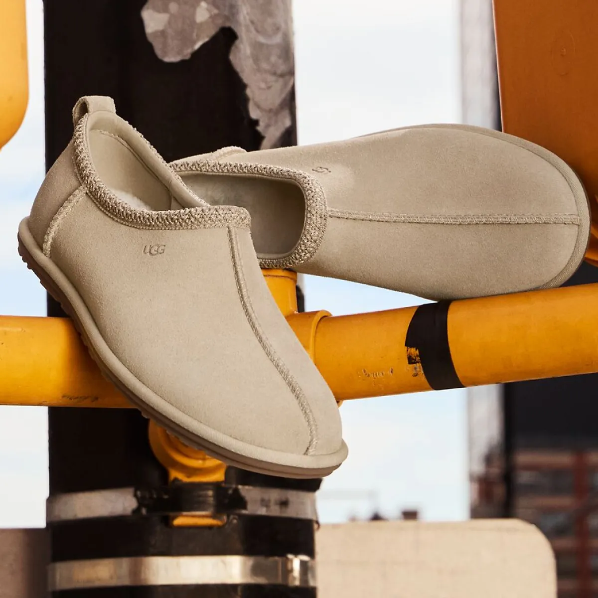 Official UGG® Switzerland Website | UGG Boots, Slippers & Slides