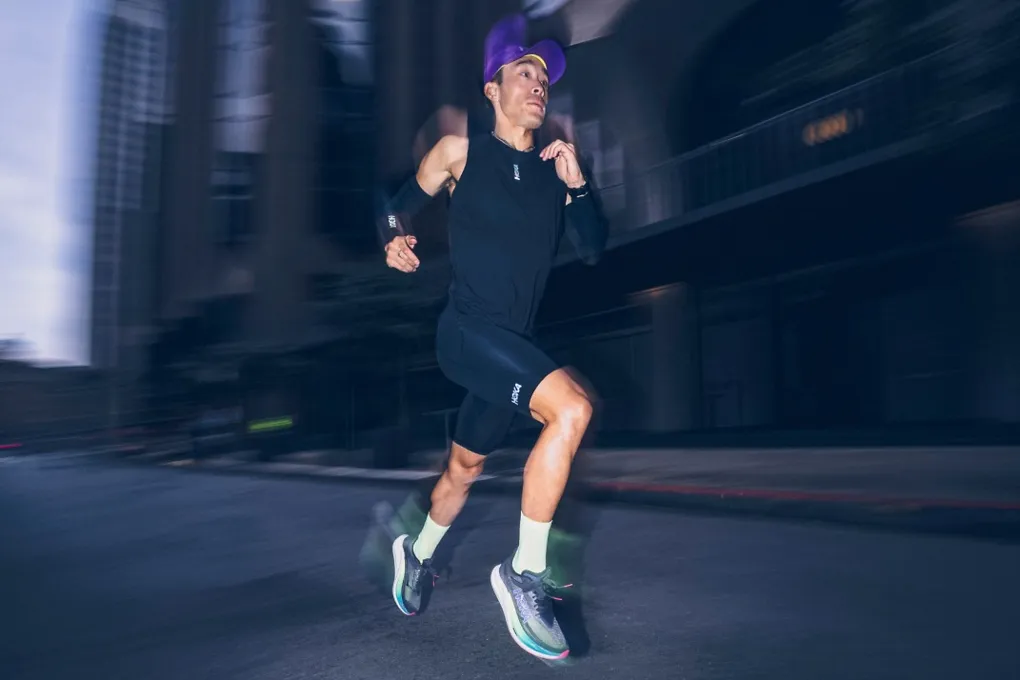 Men's Running Shirts & Tops | HOKA®