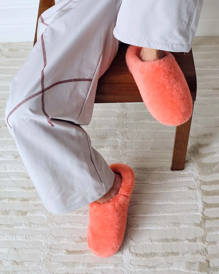 UGG® Official | Boots, Slippers & Shoes | Free Shipping & Returns