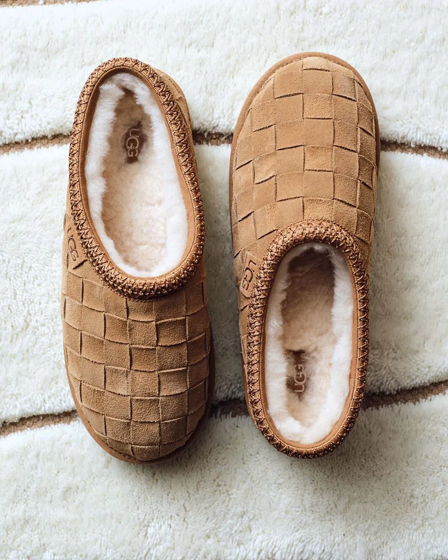 UGG® Official | Boots, Slippers & Shoes | Free Shipping & Returns